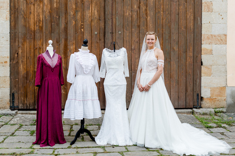 Jugendgästehaus Pirna Liebethal – Braut mit Brautkleidern
