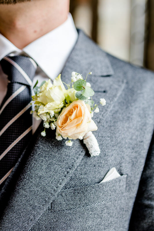 Bräutigam Anstecker Blumen