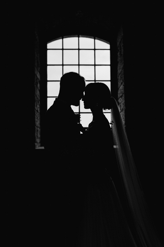 Brautpaarshooting Marienschacht Bannewitz Gegenlich Schwarz Weiß